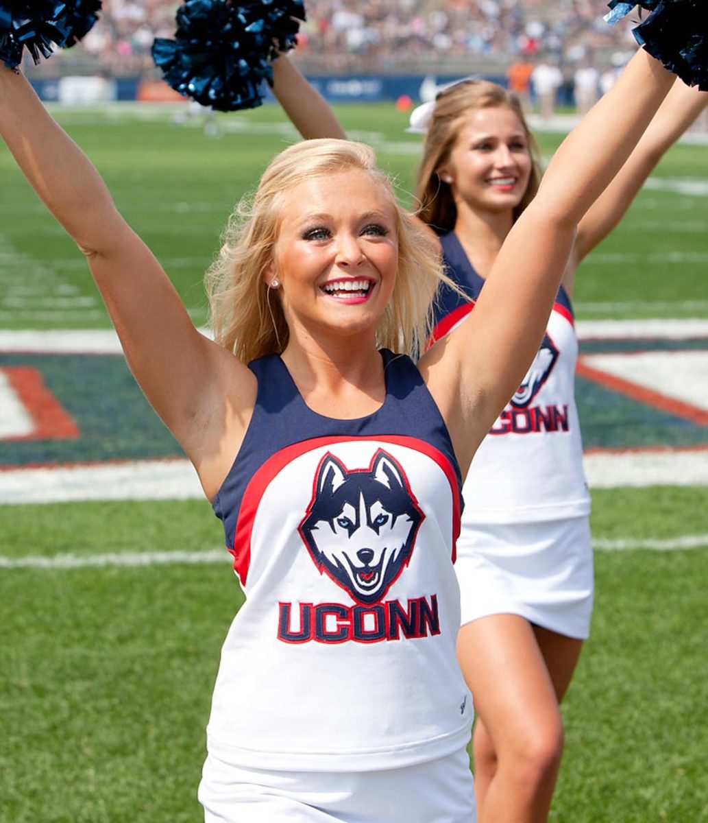 Help us in congratulating Kirstie as our Cheerleader of the Week! #GoBucs