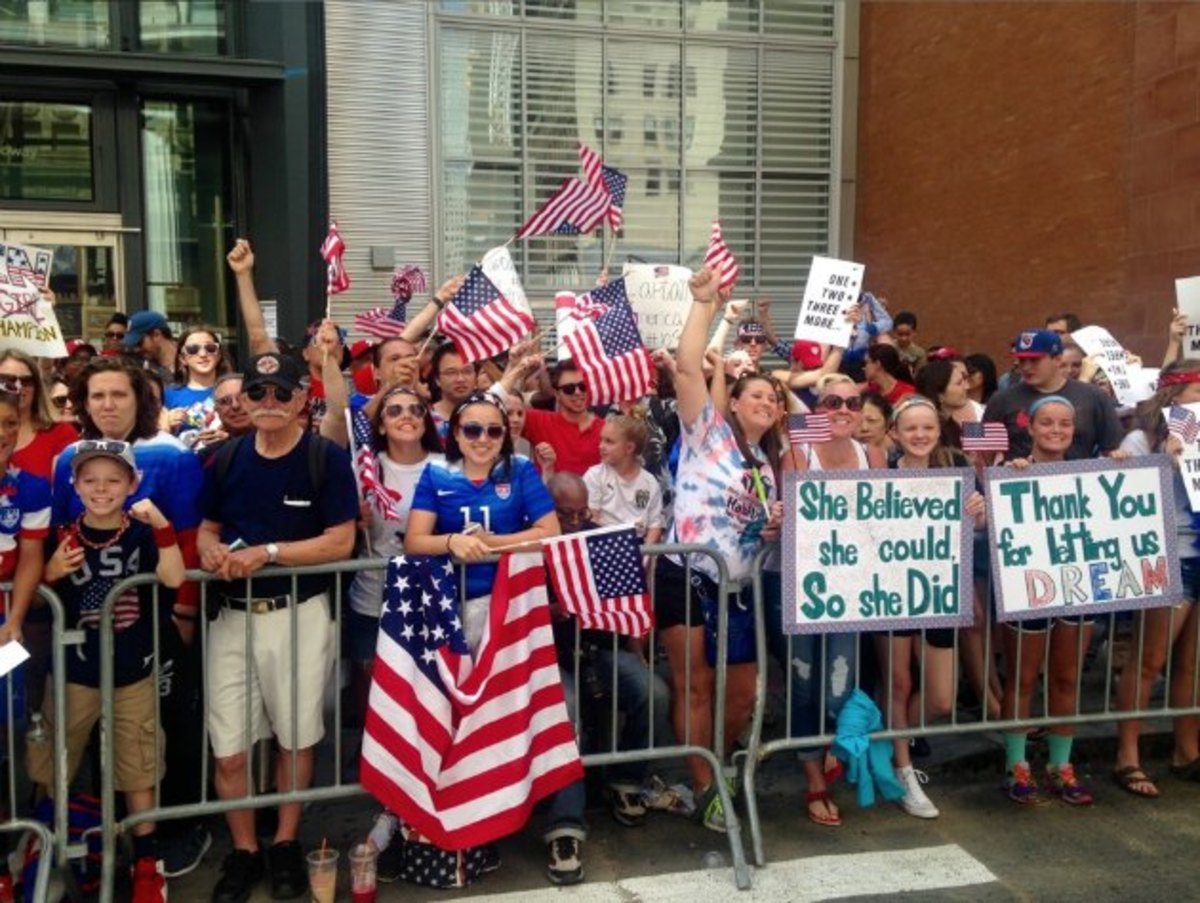 USWNT-parade-photos-1.jpg