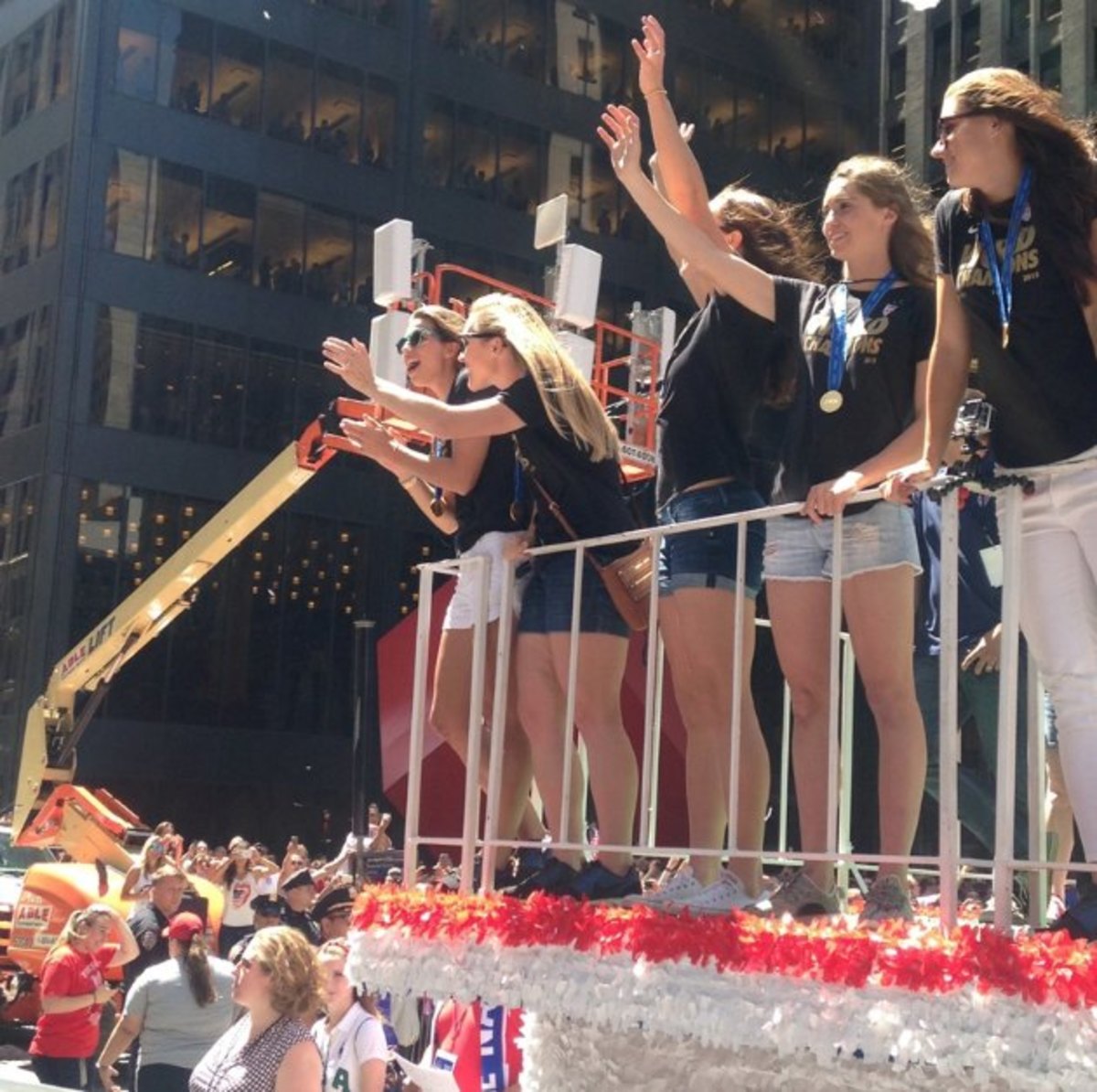 USWNT-parade-photos-2.jpg