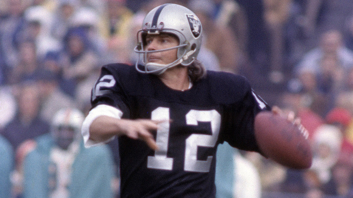 Ken Stabler: Ex-Oakland Raiders, Alabama QB dies at 69 