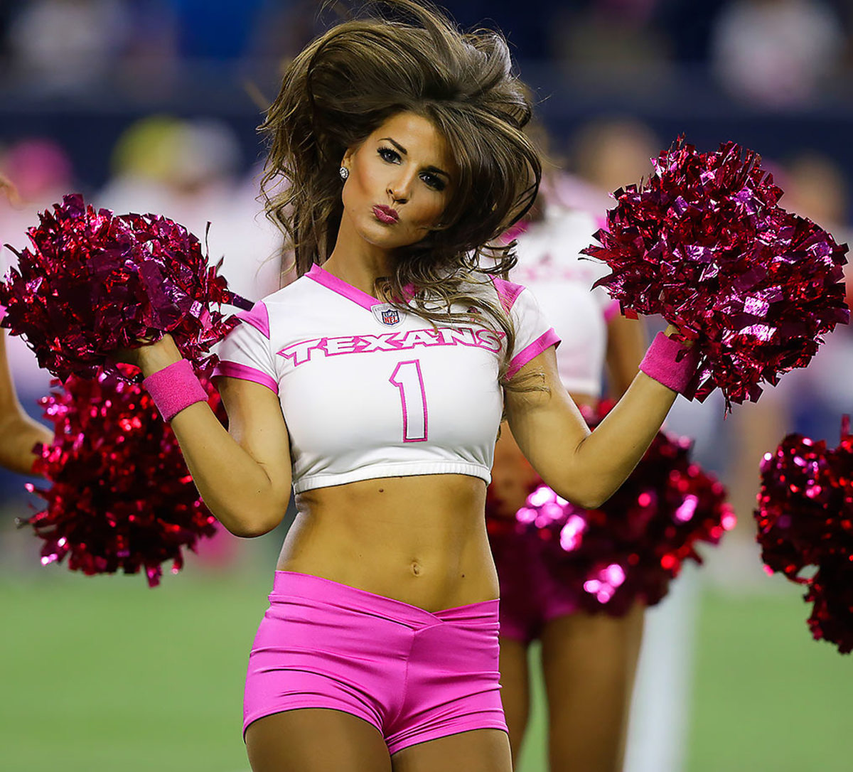 Houston-Texans-cheerleaders-GettyImages-492021714_master.jpg