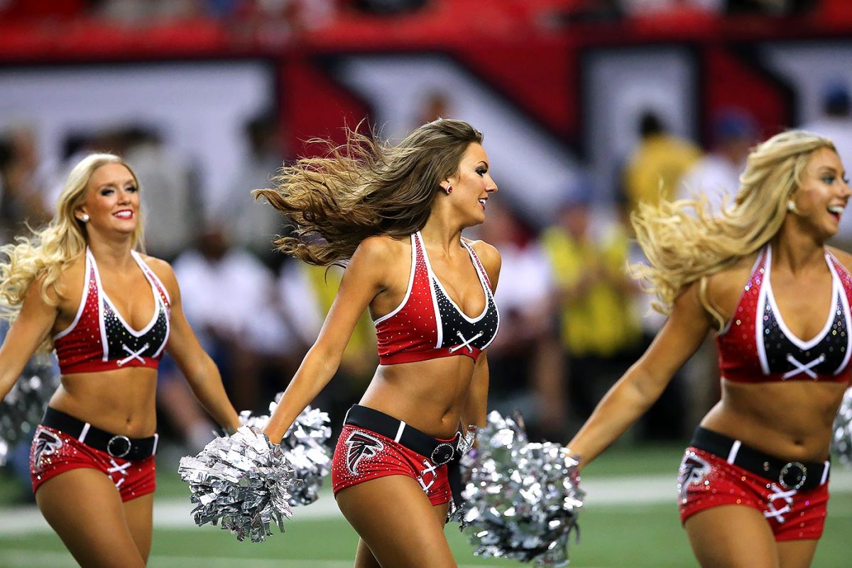 Atlanta-Falcons-cheerleaders-AP_915592605872.jpg