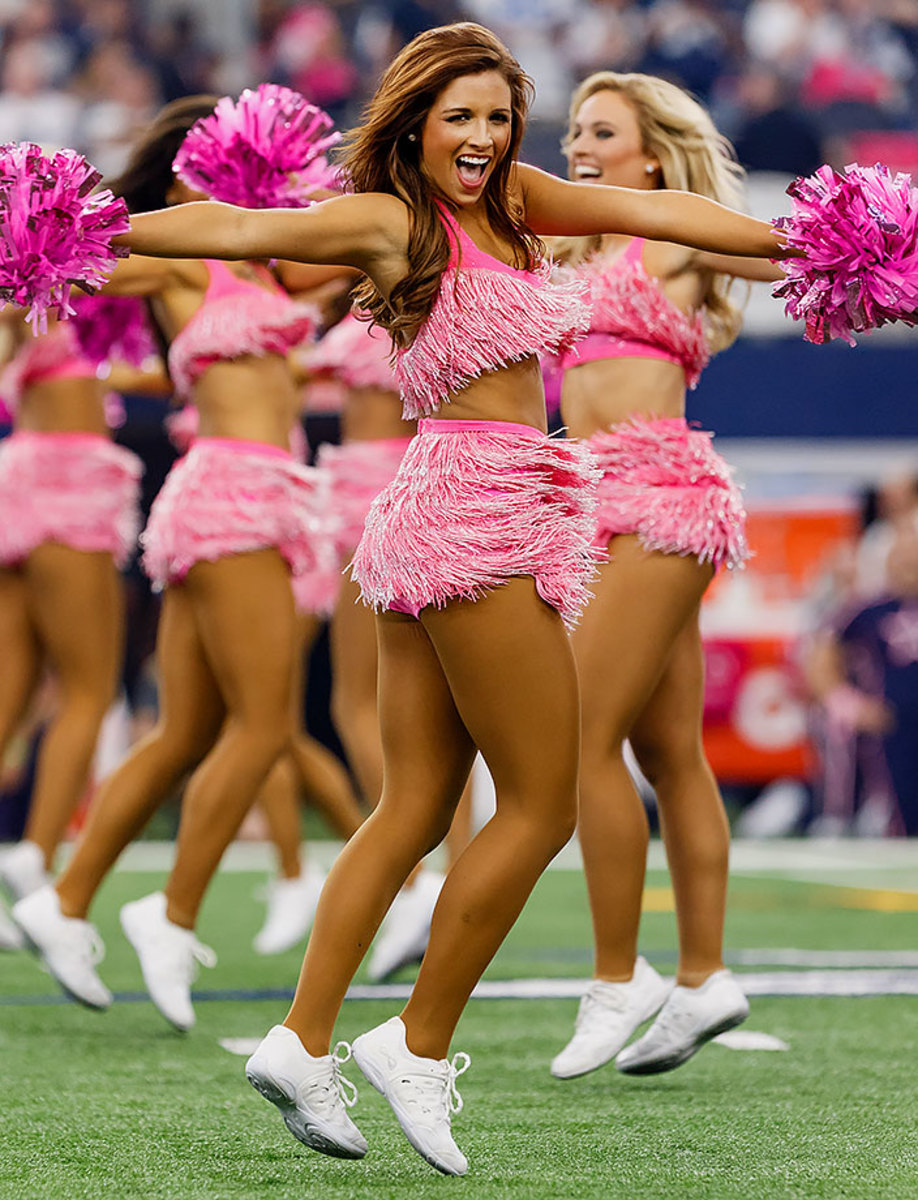 Dallas-Cowboys-cheerleaders-CEY1510111566_Patriots_AT_Cowboys.jpg