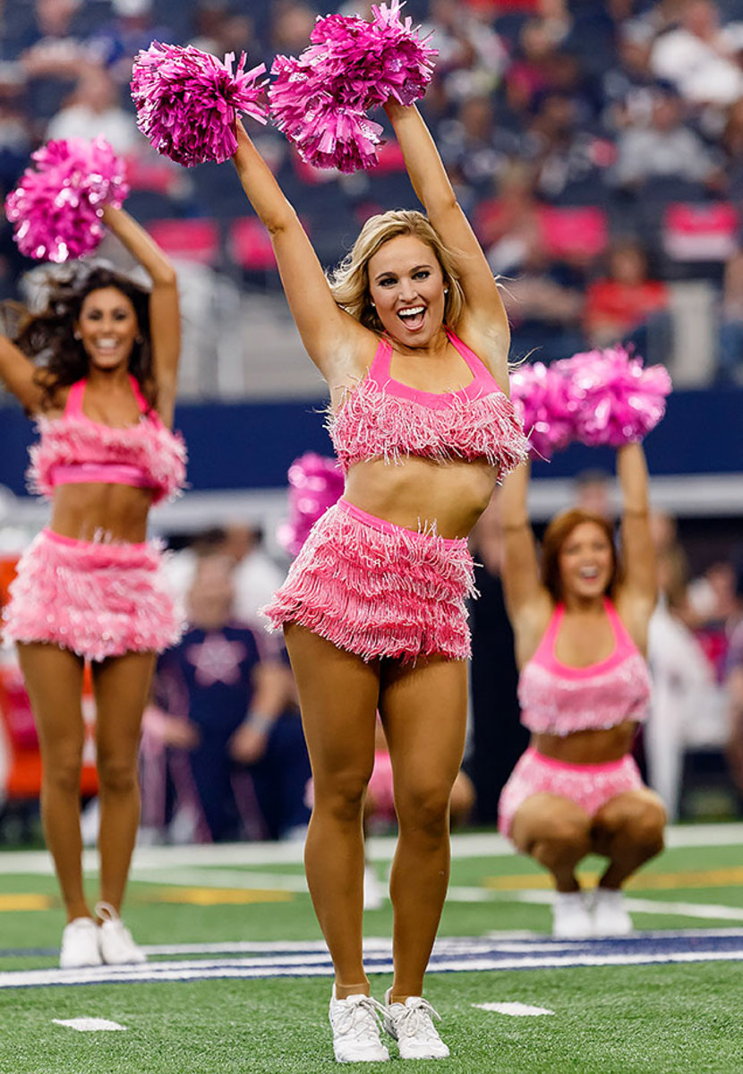 Dallas-Cowboys-cheerleaders-CEY1510111553_Patriots_AT_Cowboys.jpg