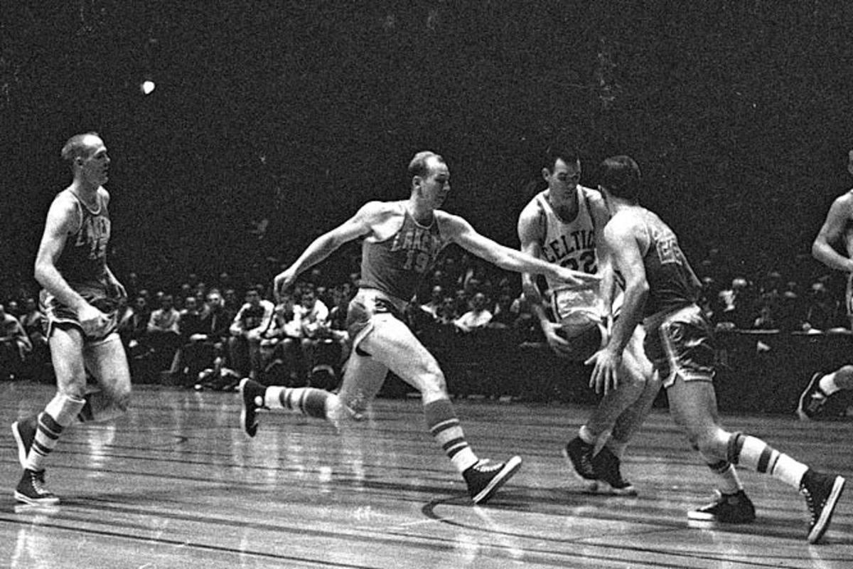 Lot Detail - Mid 1950's Vern Mikkelsen Minneapolis Lakers Game-Used Home  Jersey (Mikkelsen LOA)