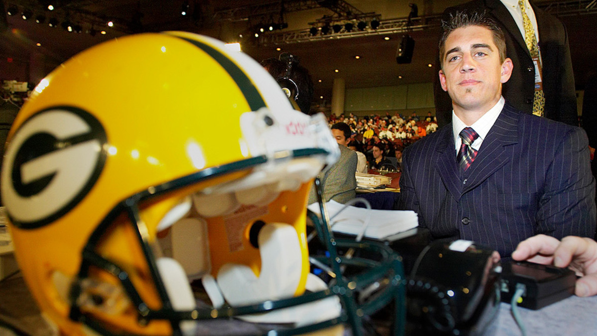 Aaron Rodgers has theories why 49ers chose Alex Smith in 2005 NFL draft