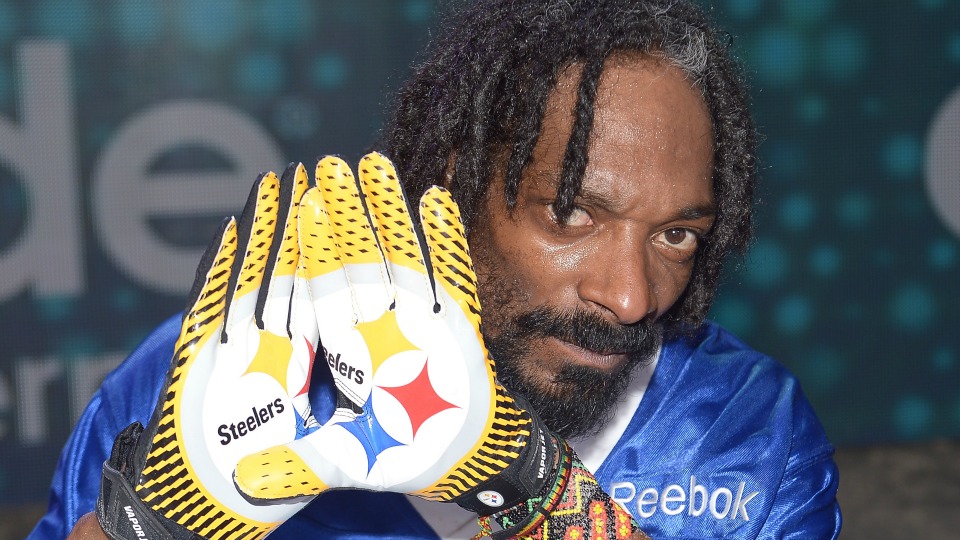 Snoop Dogg Tells Steelers' Kicker Josh Scobee to 'Get the F–k