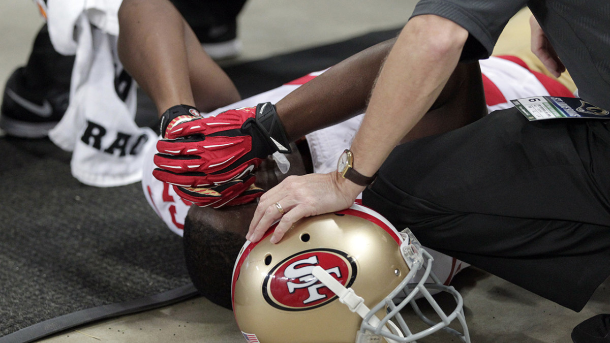 Reggie Bush Injury: Updates on 49ers RB's Calf and Return