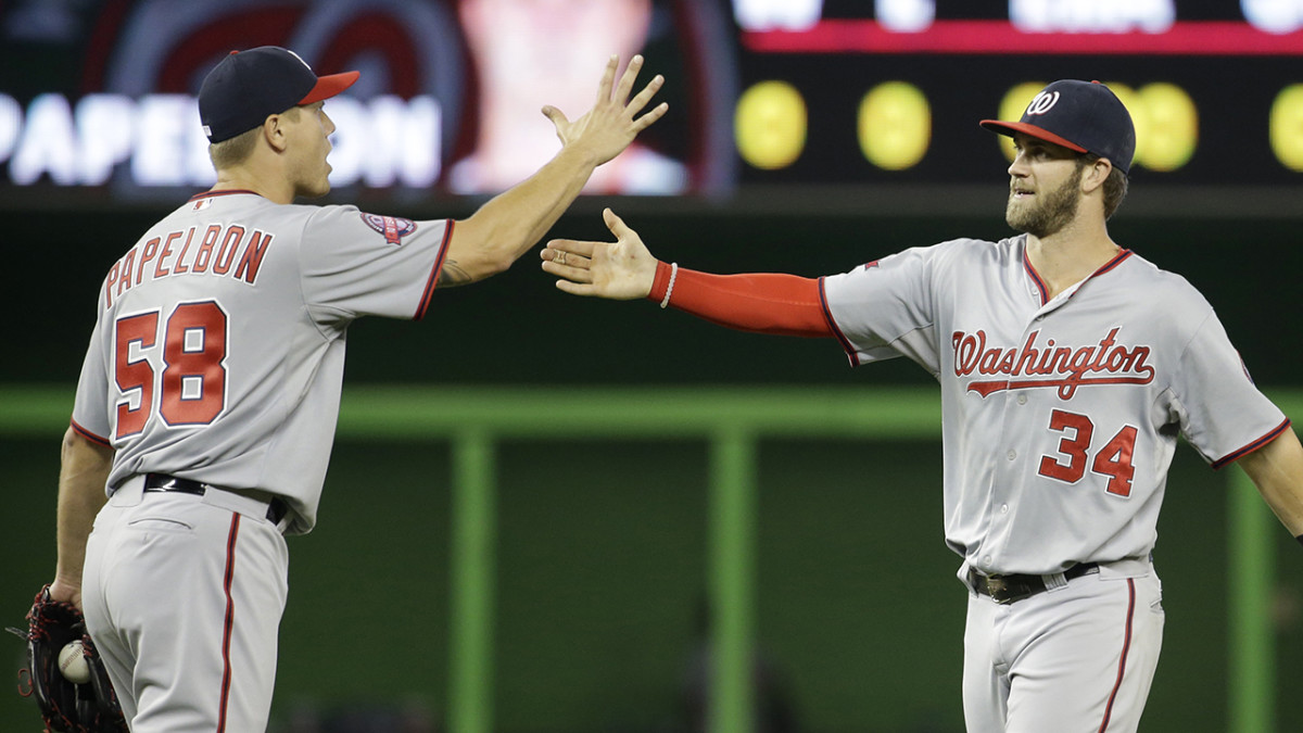 Nationals' Harper, Papelbon brawl in dugout in loss to Phils