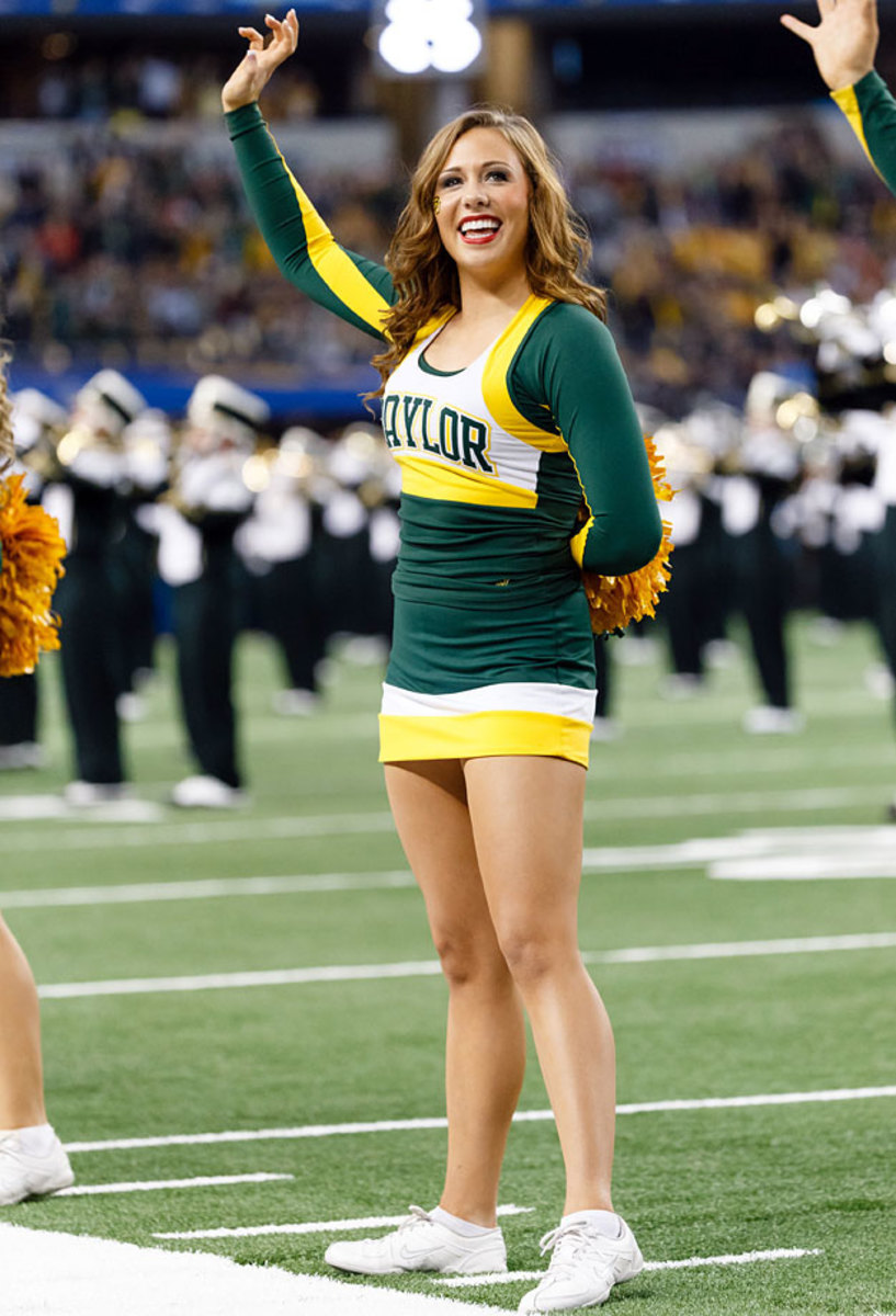 Cotton-Bowl-Baylor-cheerleaders-CEY150101109_MICHST_AT_BAYLOR.jpg