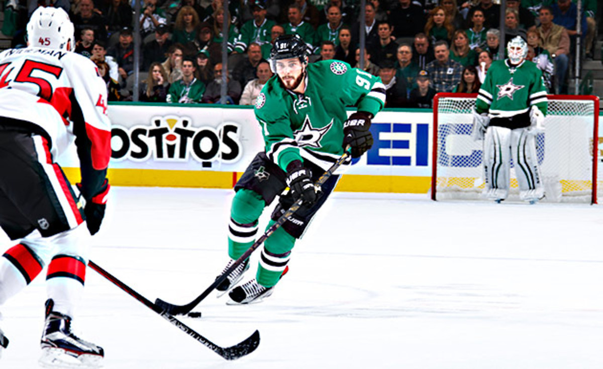 Tyler Seguin's elbow pads are something every hockey player can relate to -  Article - Bardown