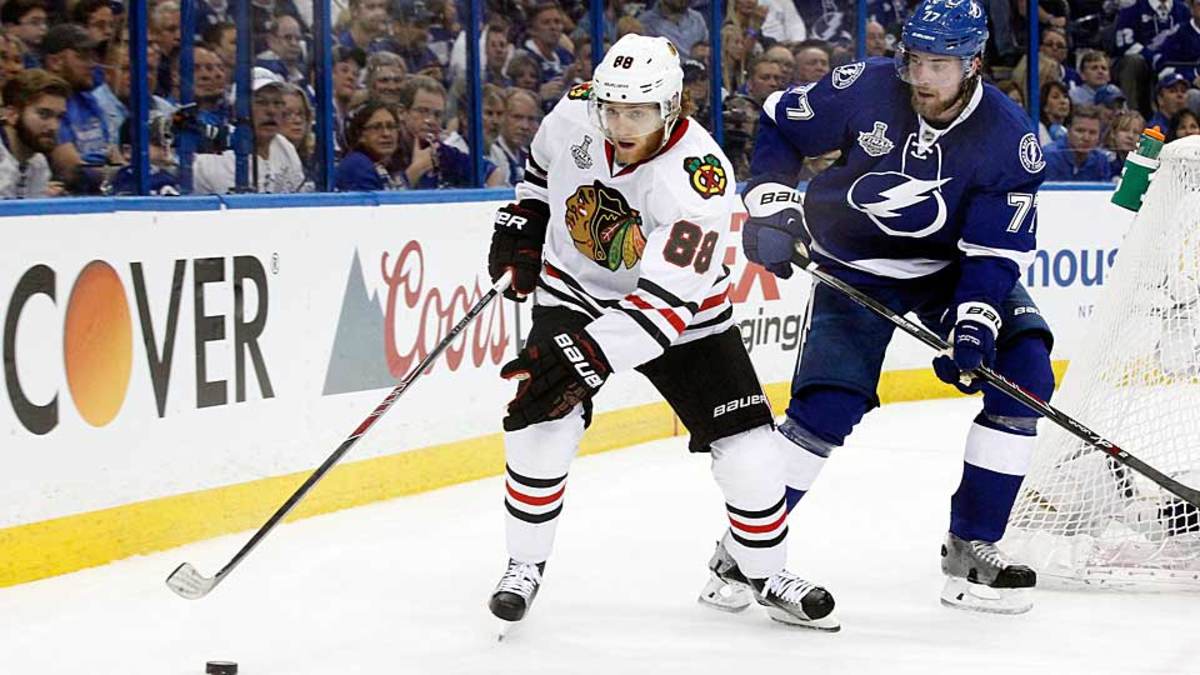 Patrick Kane wearing out Victor Hedman says Blackhawks coach - Sports ...