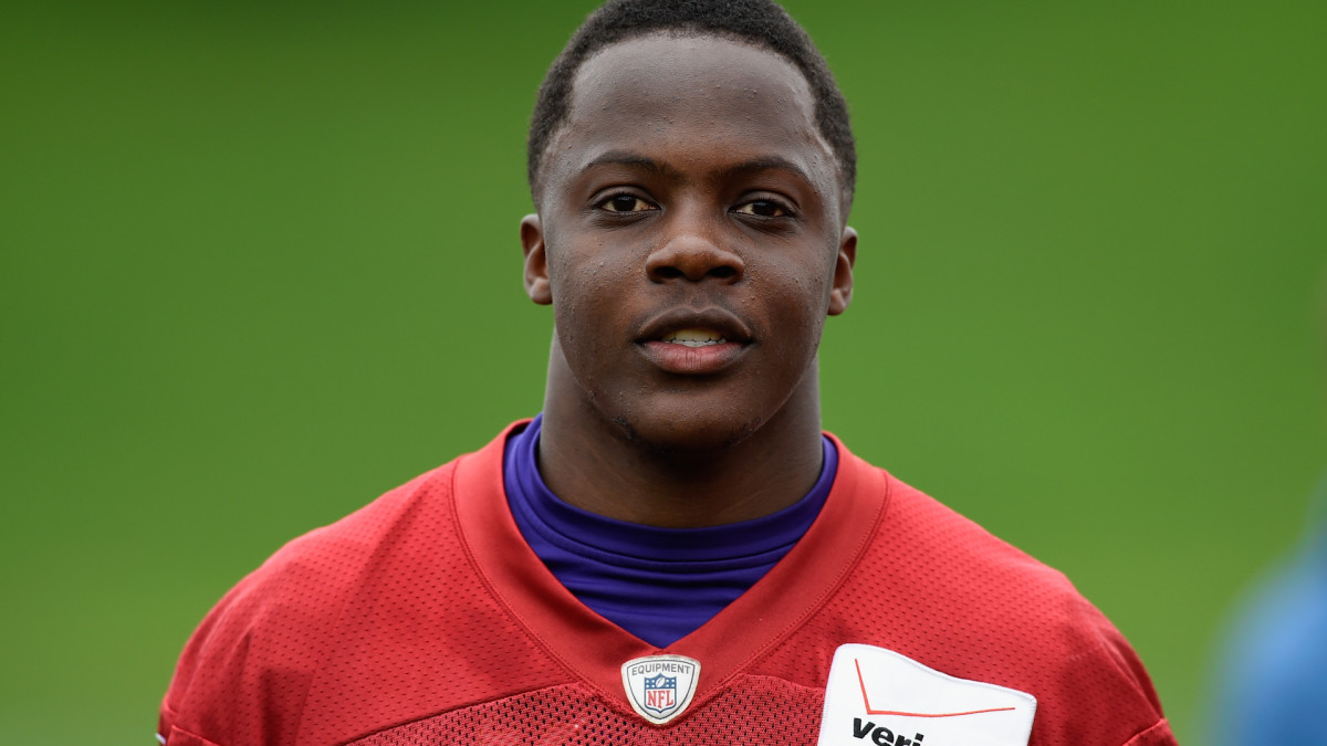 Dolphins' Teddy Bridgewater says he had 'good talk with good friends'  Stevie Wonder and Ray Charles