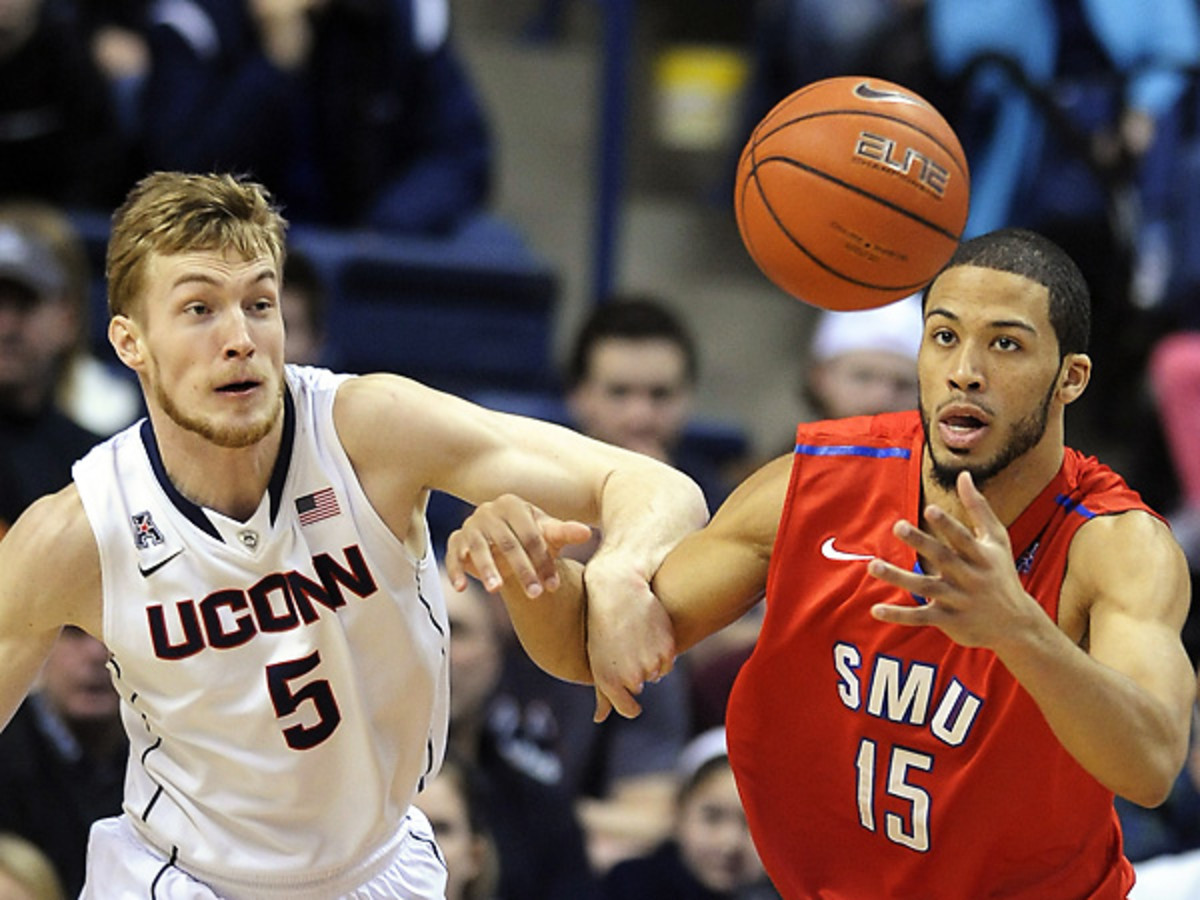 SMU staged another upset, this time on the road, by beating UConn in Storrs, Ct. (Fred Beckham/AP)