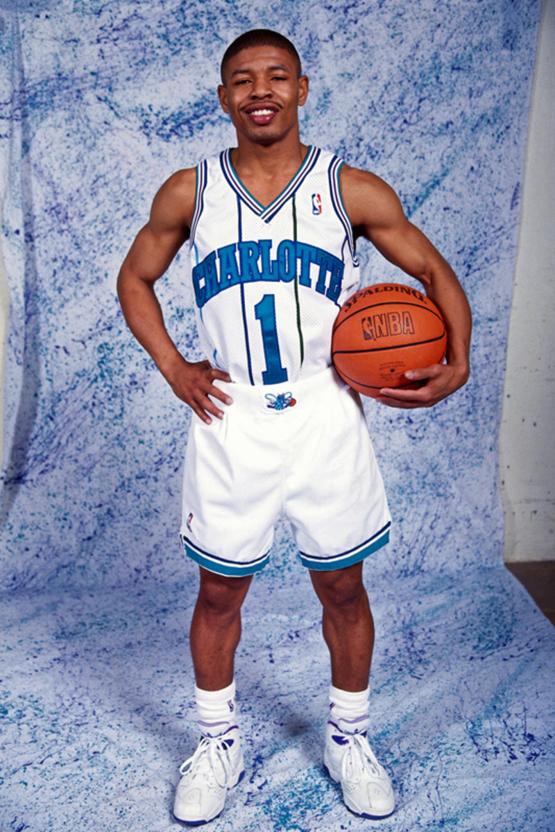 Muggsy bogues space deals jam