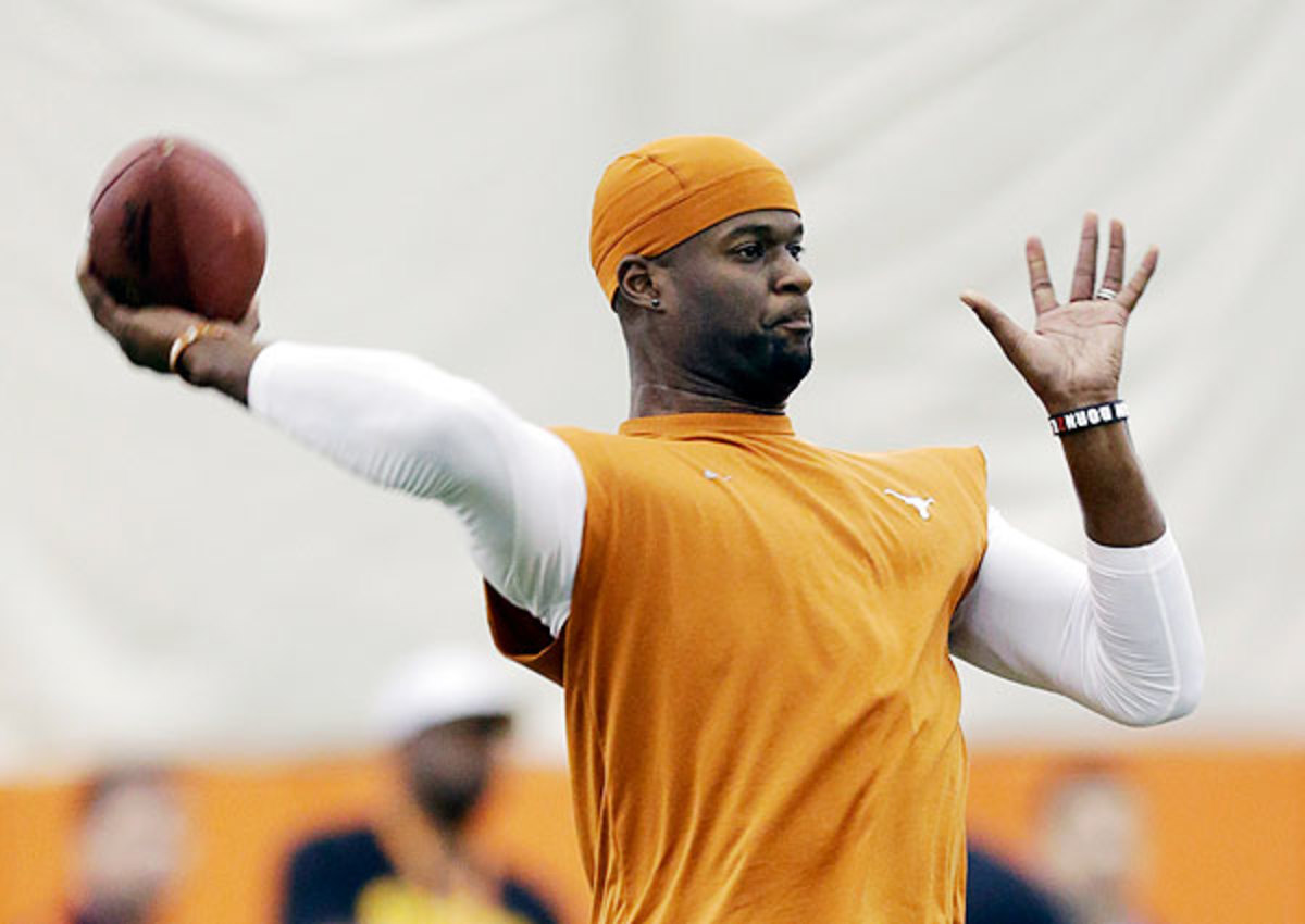 Vince Young to attend Browns minicamp on tryout basis