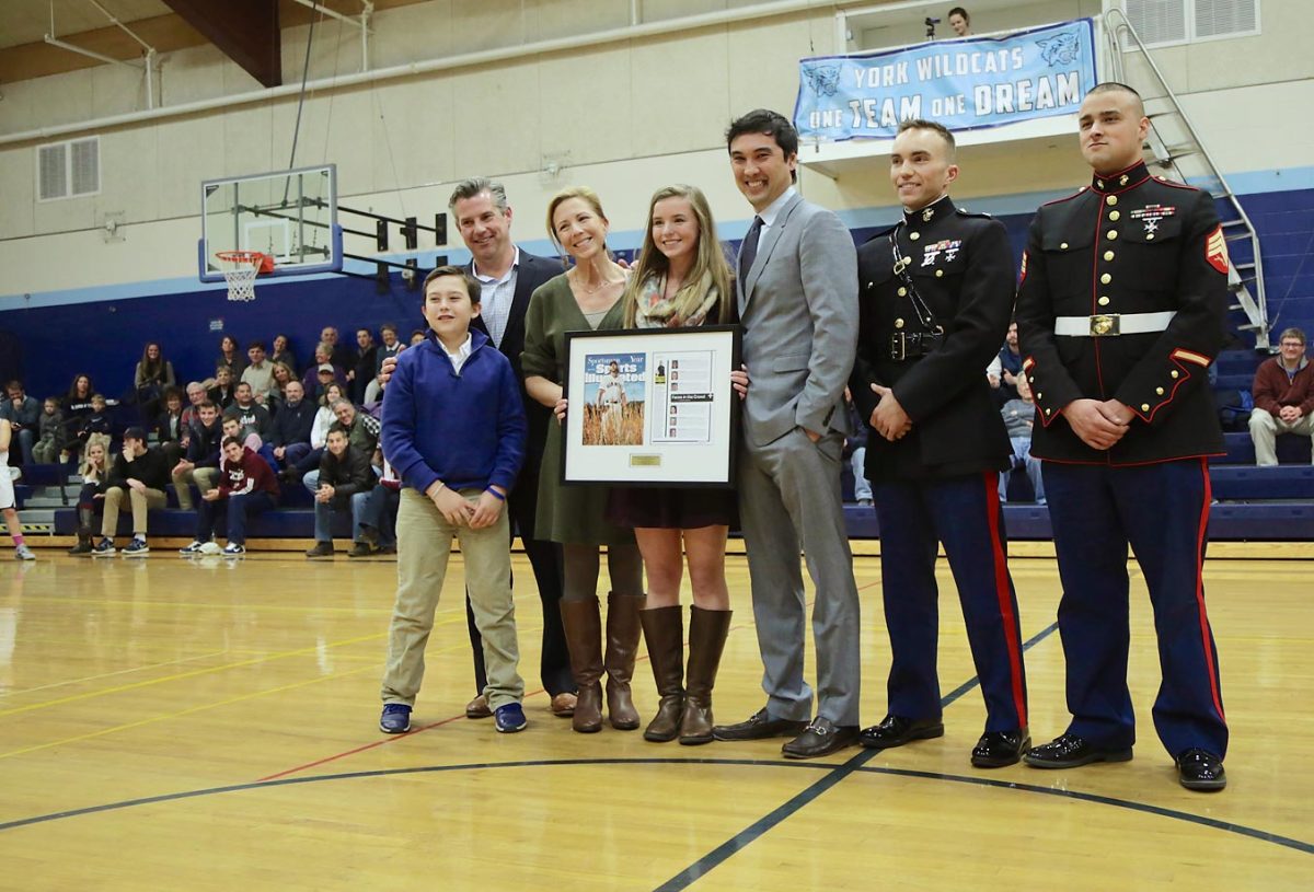 Boomer Esiason congratulates Kate Marshall, SI's High School