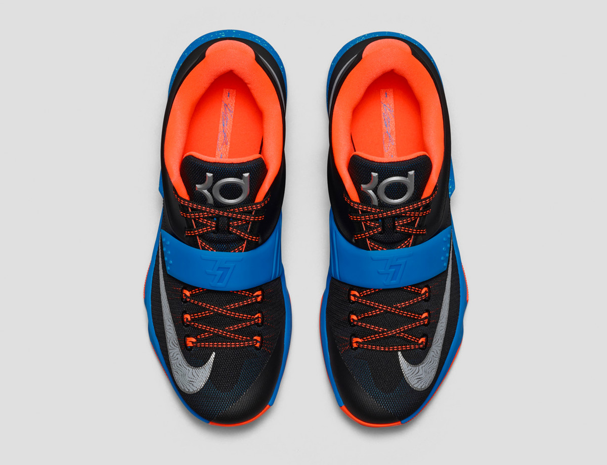 KD7_Away_Facebook_TopDown_34424.jpg