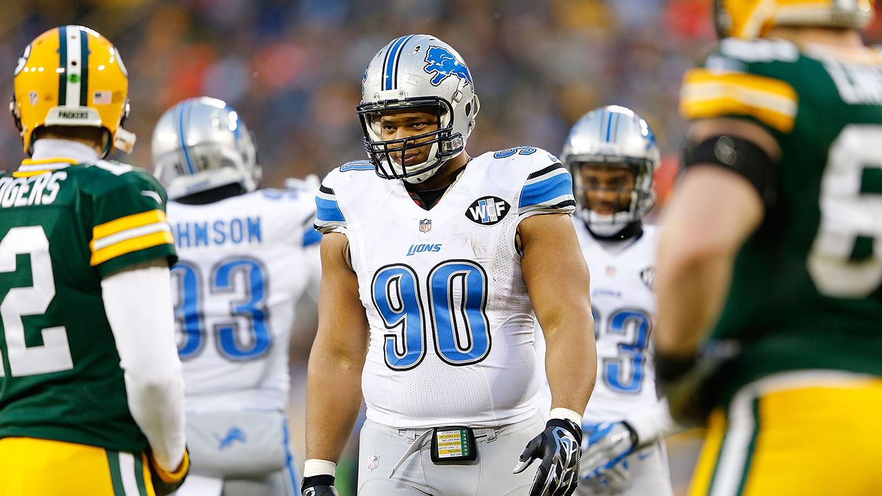 N.F.L. Suspends Lions' Defensive Tackle Ndamukong Suh for 2 Games - The New  York Times