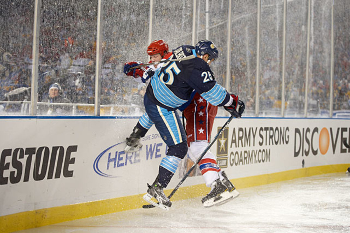 2011 NHL Heritage Classic - Sports Illustrated