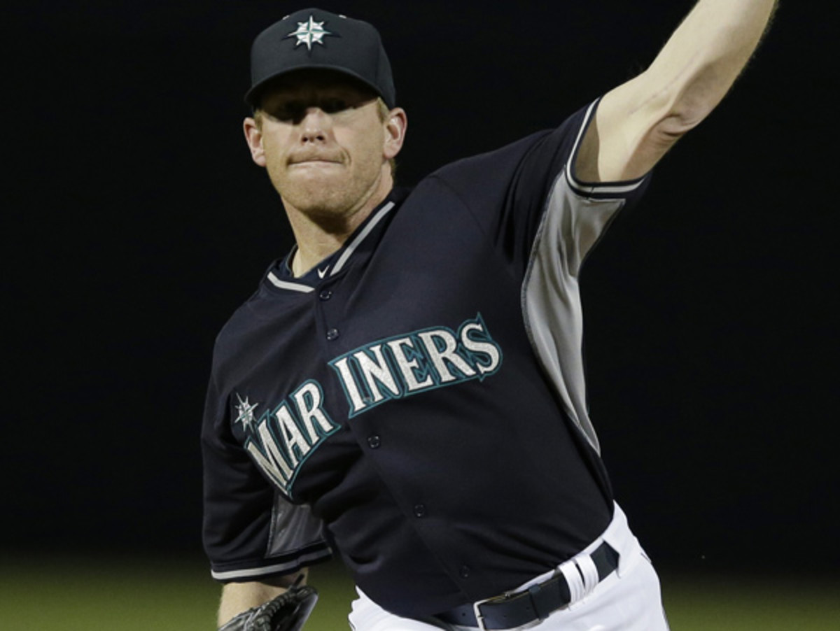 Randy Wolf was hoping to catch on with the Mariners, but asked for his release. (Darron Cummings/AP)