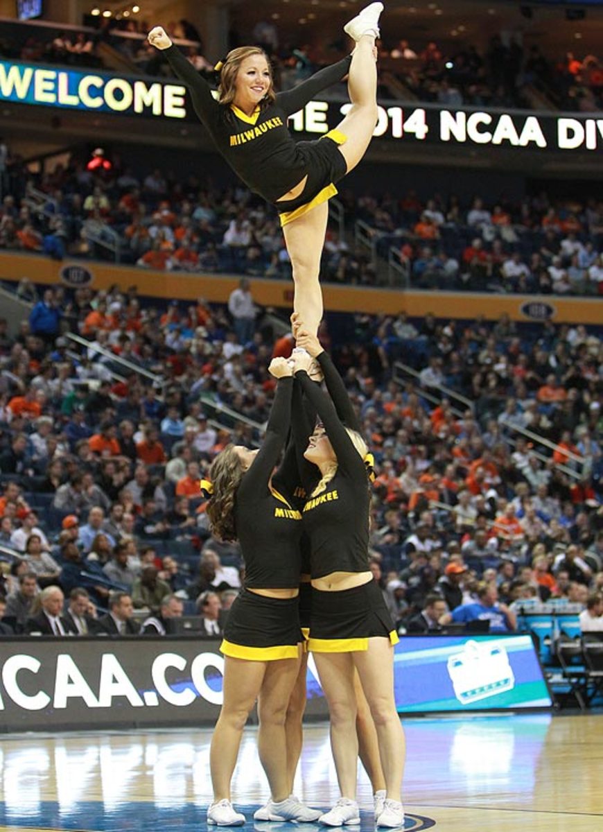 140327181705-milwaukee-cheerleaders-icon-26363573-single-image-cut.jpg