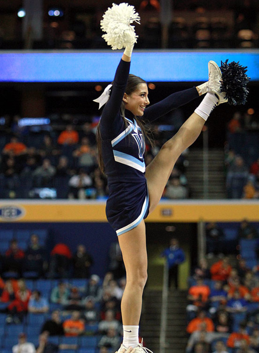 140327181759-villanova-cheerleaders-76803222014-ucon-vs-villanova-110-single-image-cut.jpg