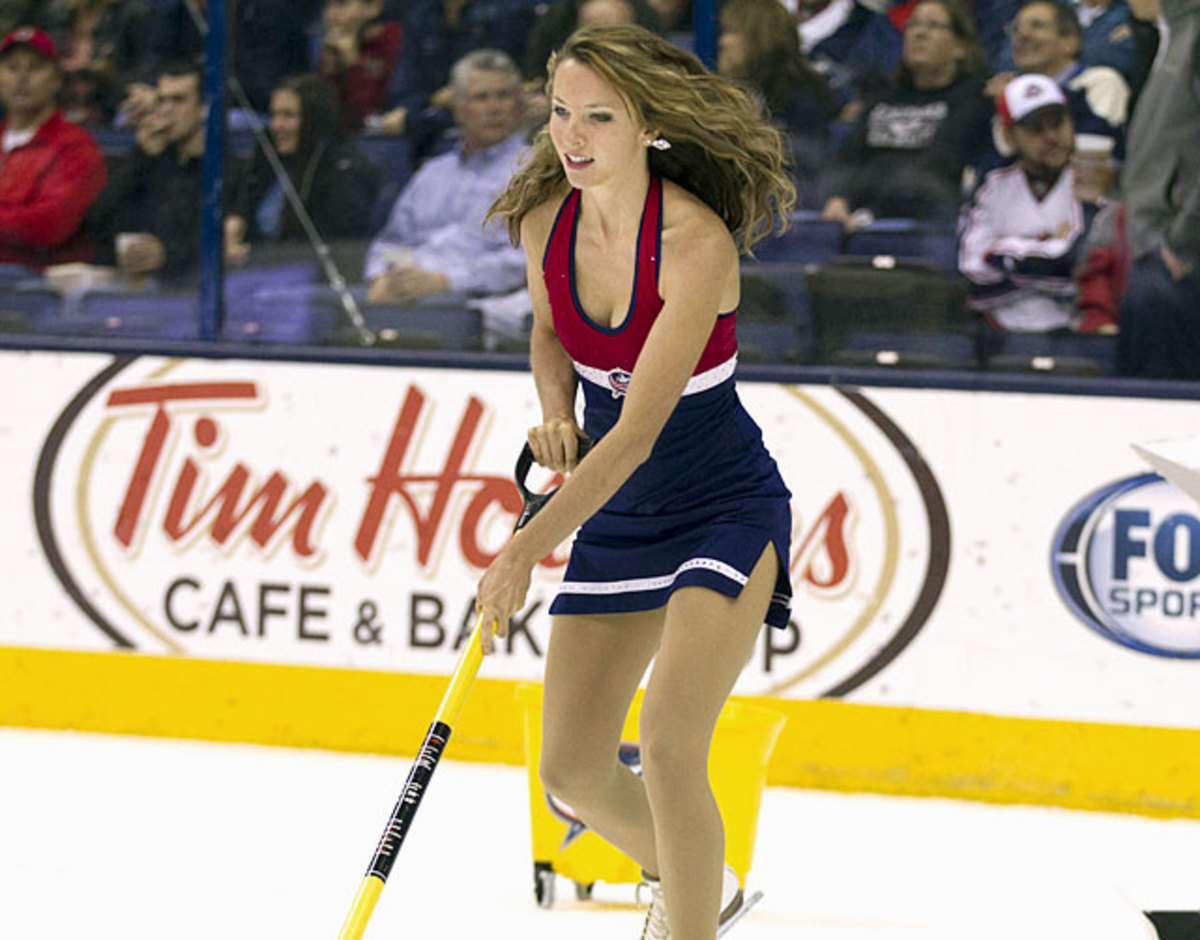 140421150655-columbus-blue-jackets-ice-crew-girls-ceh131105051-senators-at-cbj-single-image-cut.jpg