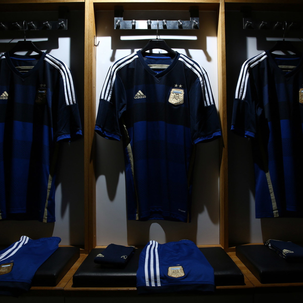 PHOTOS: Rating Argentina, Germany, Russia & Spain's new 2014 World