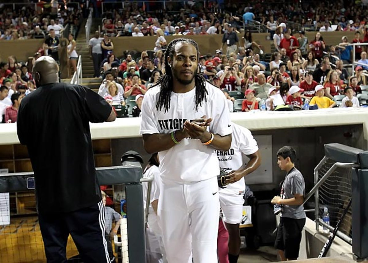 140121163837-richard-sherman-11162-larry-celeb-softball-2013-by4-6749-single-image-cut.jpg