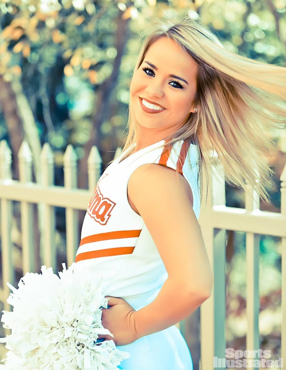 Cheerleader of the Week: Jessica - Sports Illustrated