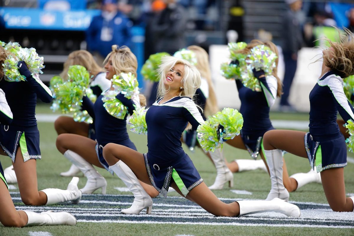 Seattle-Seahawks-Sea-Gals-cheerleaders-AP280224452310_0.jpg