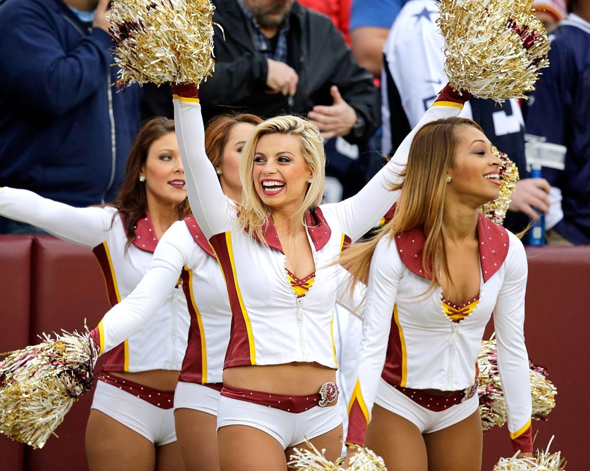 Washington-Redskins-cheerleaders-AP735943670649_1.jpg