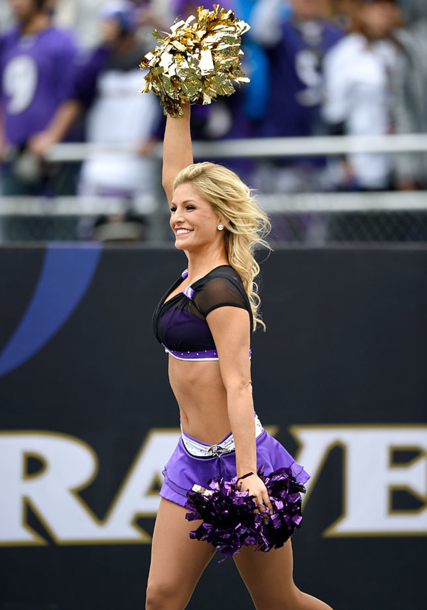 Baltimore-Ravens-cheerleaders-AP789477543547_16.jpg