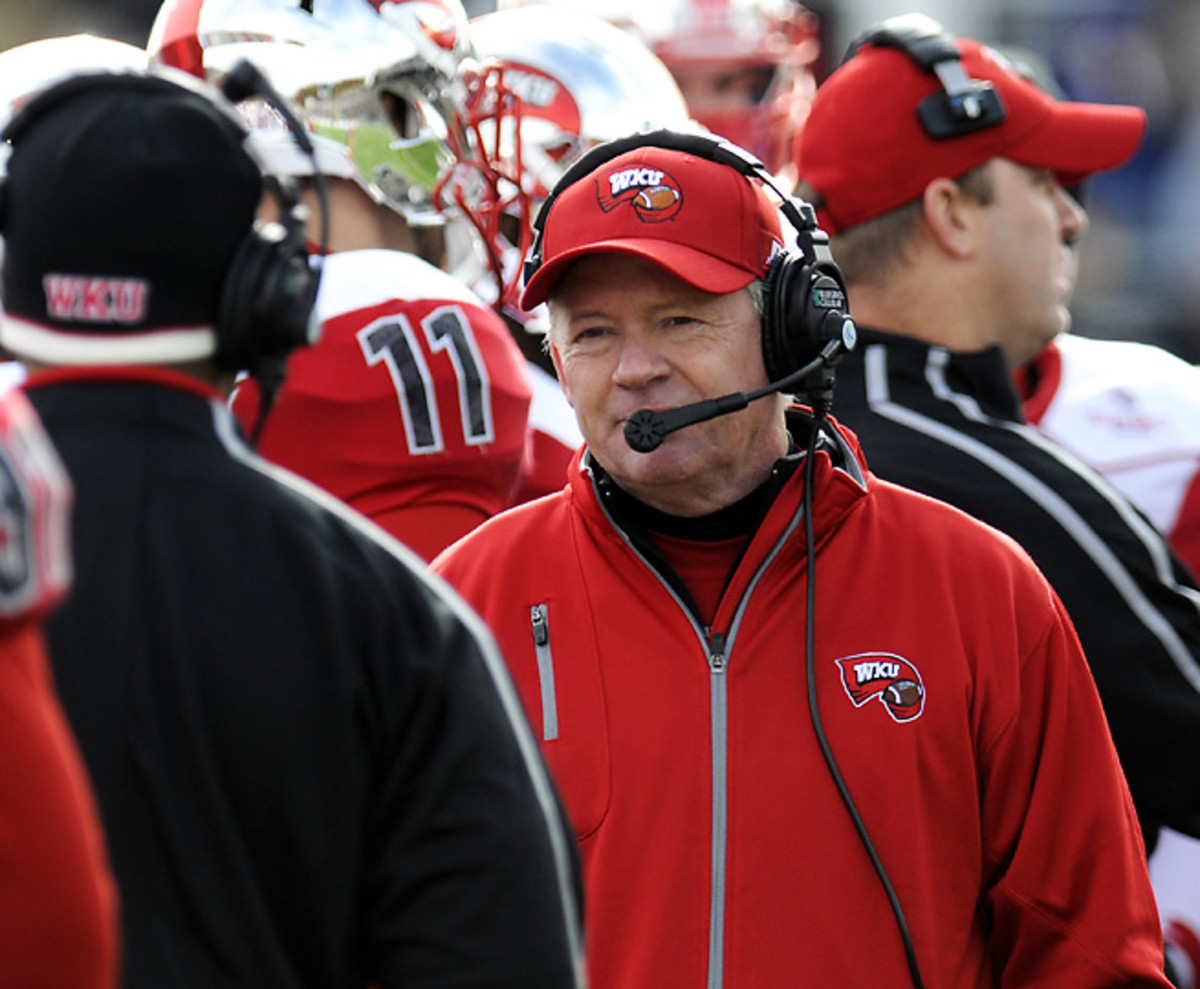 Bobby Petrino will interview for the Louisville job that he possessed from 2003-2006.