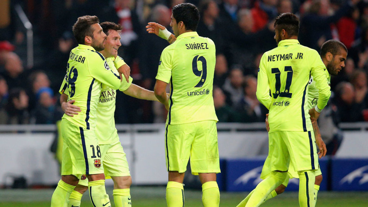 Messi ties UCL goal-scoring record, Barcelona tops Ajax in Amsterdam ...