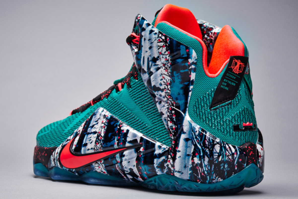 Nike unveils Christmas sneakers for LeBron James, Kobe Bryant, Kevin