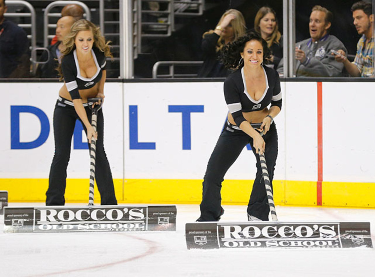 140505161114-los-angeles-kings-ice-crew-girls-269131009-016-senators-at-kings-single-image-cut.jpg