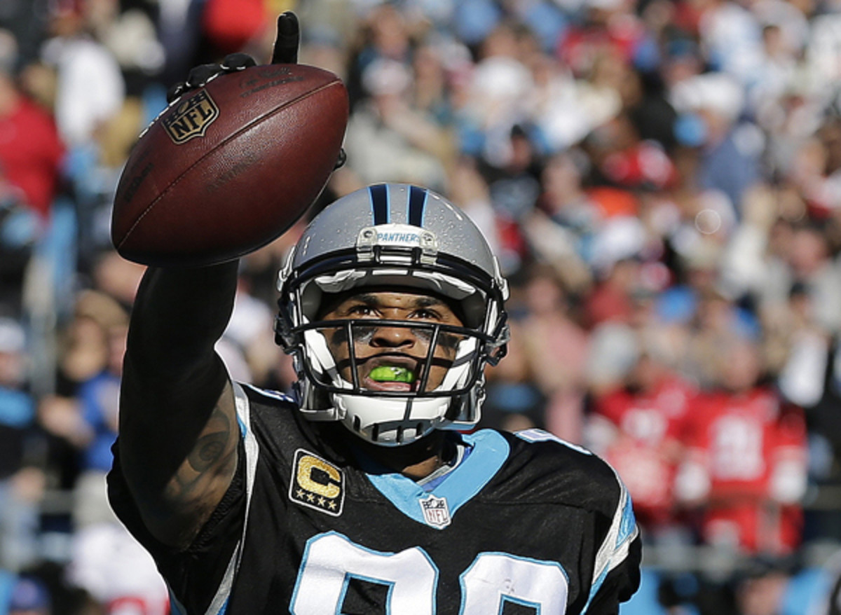 Seve Smith celebrates his second-quarter touchdown reception. 