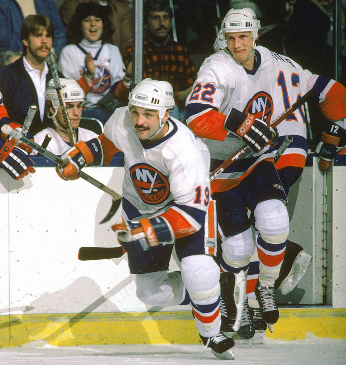 Bryan-Trottier-Mike-Bossy.jpg