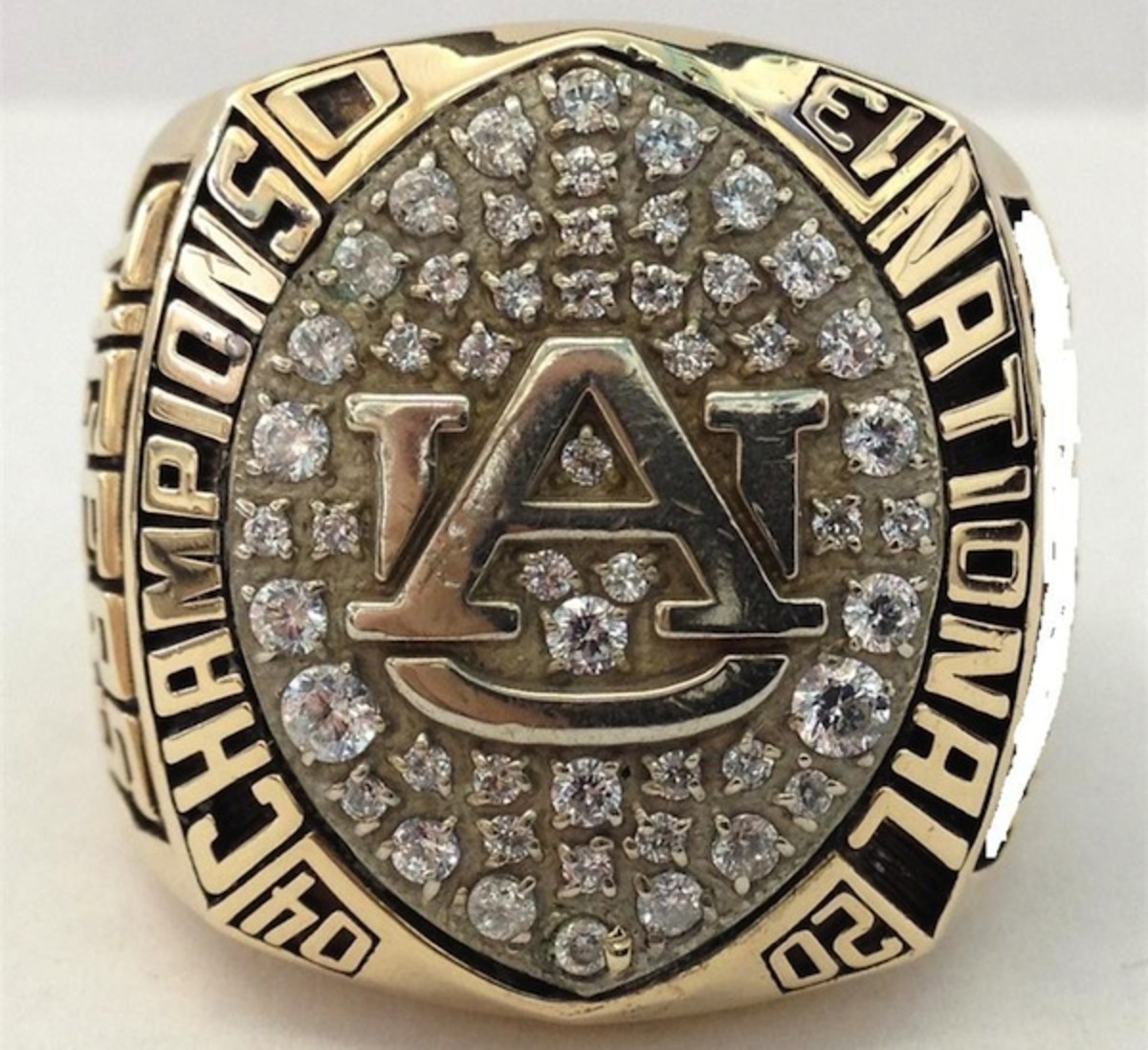 Football Championship Rings - Buy and Sell Championship Rings