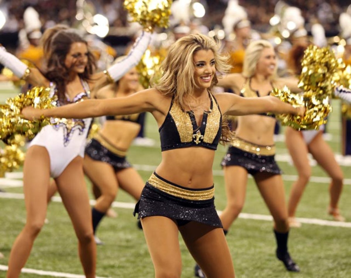 40-year old mother joins the New Orleans Saints cheerleading squad - Sports  Illustrated