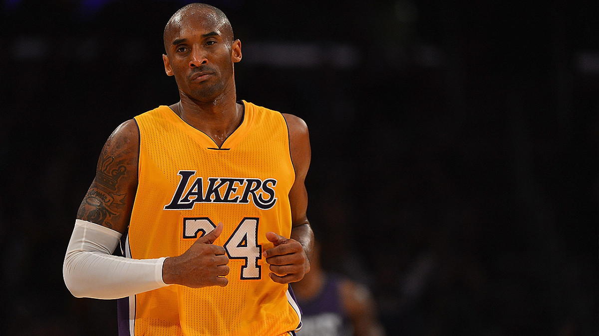 LA Lakers give away 20,000 free Kobe Bryant jerseys as they return to the  court - Mirror Online