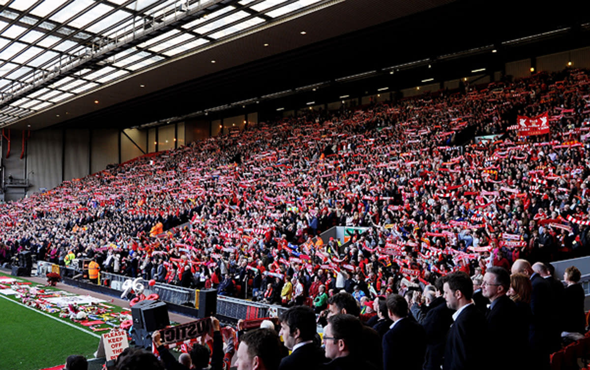 liverpoolscarves.jpg