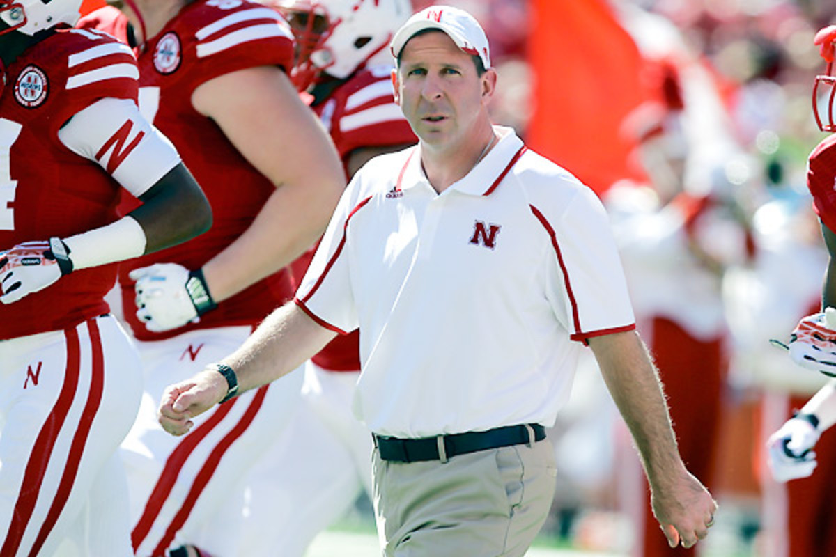 Nebraska Extends Coach Bo Pelini Through 2018 Season - Sports Illustrated