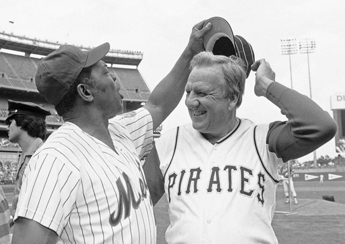 140206181818-1982-willie-mays-ralph-kiner-single-image-cut.jpg