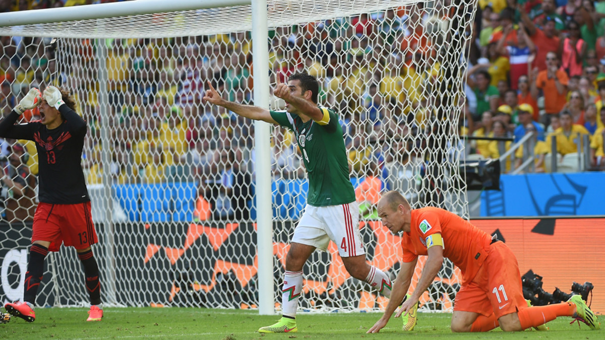 Robben vs Mexico\.