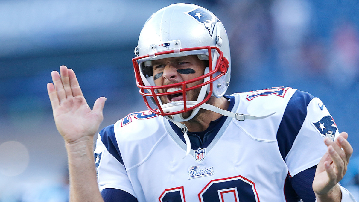 Four Super Bowl Rings on Hand, Tom Brady Fist Pumps