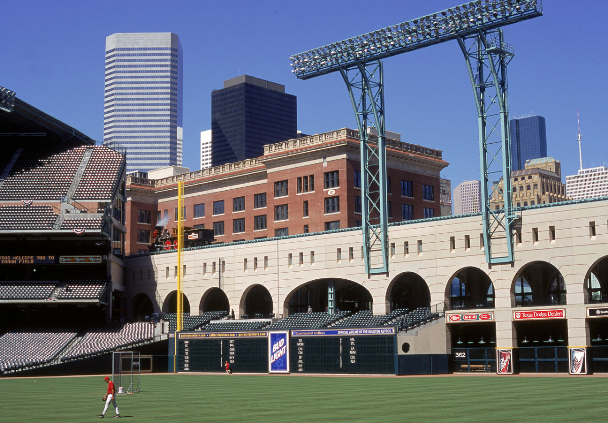 Astros Extend Lease, Start Planning Minute Maid Park 2.0