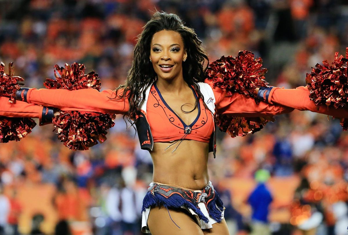 SI.com: NFL Cheerleaders, Weeks 8-10 – Ultimate Cheerleaders